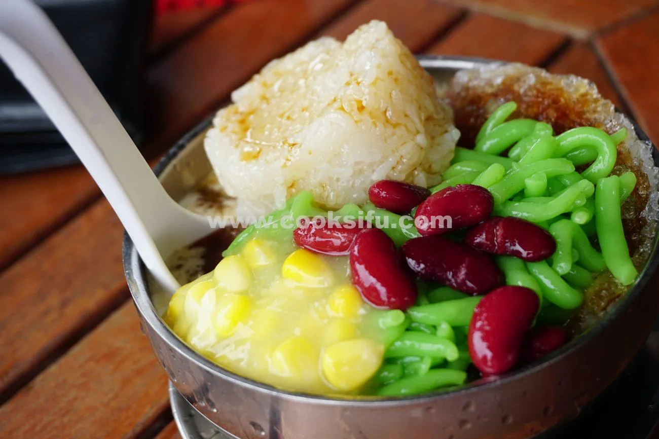 Malaysian-Ice-Cendol-jpg